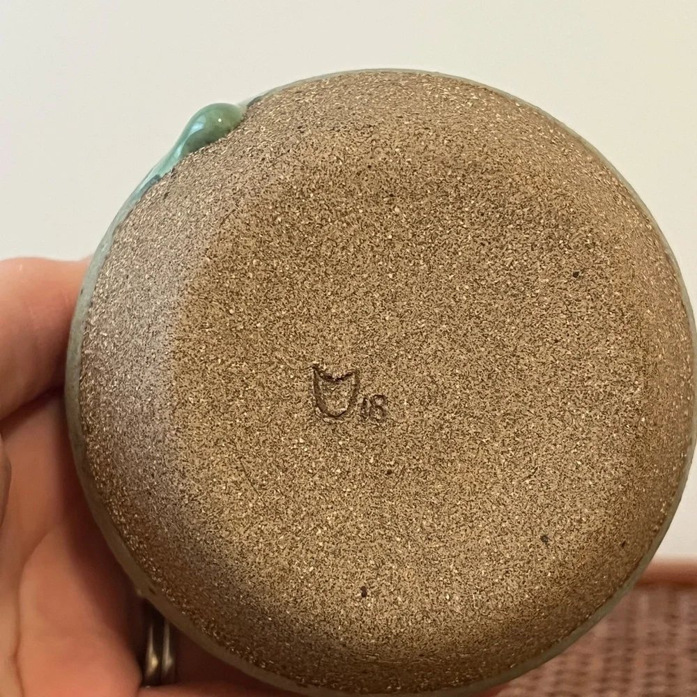 HANDMADE STUDIO CERAMIC POTTERY SMALL CATCHALL TRINKET BOWL PLANT POT